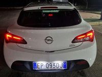 Usata Opel Astra GTC Cosmo 131 CV (96 kW) 2012 Berlina