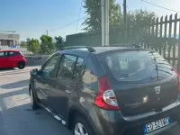 Usata Dacia Sandero Stepway 84 CV (61 kW) 2011 Grigio Berlina