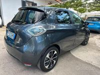 Usado Renault Zoe Intens 67 kW (92 CV) 2018 Gris Utilitario