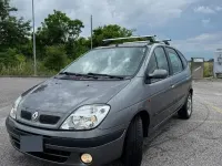 Usata Renault Scénic 107 CV (78 kW) 2003 Monovolume
