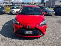 Usata Toyota Yaris Active 72 CV (52 kW) 2019 Rosso Utilitaria