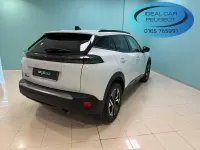 Usata Peugeot 2008 Allure 102 CV (75 kW) 2024 Bianco SUV