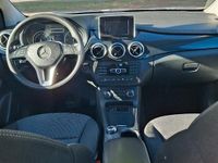 Usata Mercedes B200 Premium 136 CV (100 kW) 2013 Nero Utilitaria