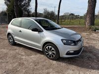Usata VW Polo Trendline 75 CV (55 kW) 2016 Grigio Berlina