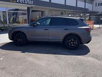 Usata VW Touareg Elegance 231 CV (169 kW) 2023 Grigio SUV