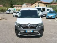 Usata Renault Kangoo 116 CV (85 kW) 2022 Bianco Monovolume