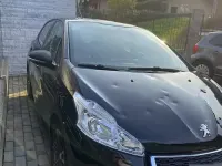 Usata Peugeot 208 68 CV (50 kW) 2014 Blu Utilitaria