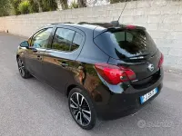 Usata Opel Corsa 75 CV (55 kW) 2017 Nero Utilitaria