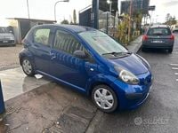 Usata Toyota Aygo 92 CV (67 kW) 2007 Blu Utilitaria
