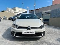 Usata VW Polo Life 90 CV (66 kW) 2023 Grigio Utilitaria