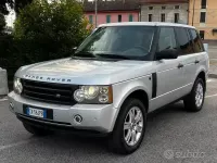 Usata Land Rover Range Rover Vogue 208 CV (152 kW) 2005 Grigio SUV