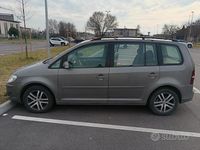 Usata VW Touran 105 CV (77 kW) 2008 Grigio Monovolume