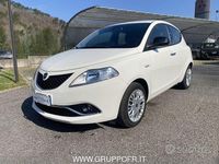Usata Lancia Ypsilon Silver 69 CV (50 kW) 2017 Bianco Utilitaria