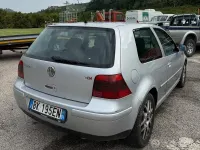 Usata VW Golf IV Highline 130 CV (95 kW) 2001 Grigio Berlina