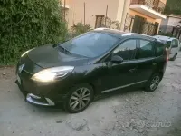 Usata Renault Scénic III 110 CV (80 kW) 2013 Nero Monovolume