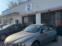 Usata Alfa Romeo 147 Exclusive 150 CV (110 kW) 2006 Grigio Utilitaria