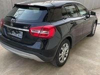 Usata Mercedes GLA180 Executive 109 CV (80 kW) 2015 Nero SUV