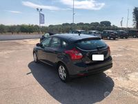 Usata Ford Focus Titanium S 125 CV (91 kW) 2013 Blu Berlina