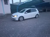 Usata VW Golf VI Comfortline 122 CV (89 kW) 2009 Bianco Utilitaria