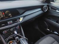 Usata Alfa Romeo Stelvio Executive 179 CV (131 kW) 2018 Blu/azzurro SUV