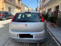 Usata Fiat Grande Punto 75 CV (55 kW) 2009 Grigio Utilitaria