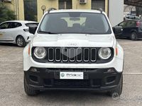 Usata Jeep Renegade Sport 140 CV (102 kW) 2017 Bianco SUV