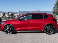 Begagnad Ford Focus Active 155 HK (114 kW) 2023 Röd SUV