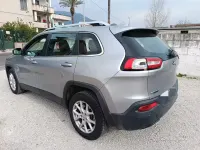 Usata Jeep Cherokee Longitude 140 CV (102 kW) 2015 Grigio SUV