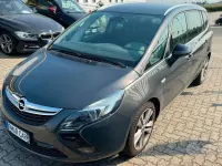 Usata Opel Zafira Tourer 120 CV (88 kW) 2015 Grigio Monovolume