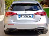 Usata Mercedes A180 Premium 116 CV (85 kW) 2022 Grigio Berlina