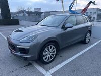 Usata Porsche Cayenne 250 CV (183 kW) 2016 Grigio SUV