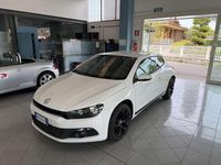 Begagnad VW Scirocco 122 HK (89 kW) 2011 Vit Sportkupé