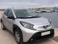 Usata Toyota Aygo X 72 CV (52 kW) 2022 Grigio SUV