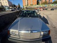 Usata Mercedes 190 105 CV (77 kW) 1992 Grigio Berlina