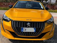 Usata Peugeot 208 Active 2023 Giallo Utilitaria