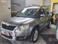 Usata Skoda Yeti Active 105 CV (77 kW) 2012 Grigio SUV