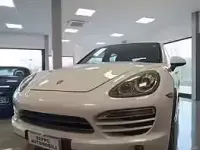 Usata Porsche Cayenne 245 CV (180 kW) 2012 Bianco SUV