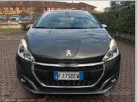 Usata Peugeot 208 Allure 110 CV (80 kW) 2018 Utilitaria