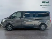 Usata Ford Tourneo Custom 131 CV (96 kW) 2022 Magnetic grey Furgone