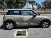 Usata Mini ONE 102 CV (75 kW) 2019 Marrone Utilitaria