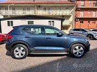Usata Volvo XC40 Momentum 129 CV (94 kW) 2021 Blu SUV