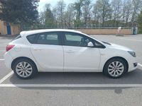 usata Opel Astra 5p 1.4 Cosmo 100cv