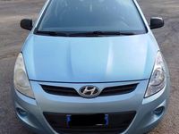 Usata Hyundai i20 78 CV (57 kW) 2009 Blu Utilitaria