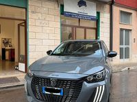 Usata Peugeot 208 Active 74 CV (54 kW) 2024 Grigio Utilitaria