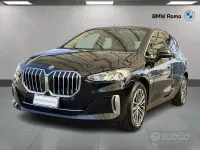 Usata BMW 223 Active Tourer Luxury Line 218 CV (160 kW) 2023 Black sapphire metallic Monovolume