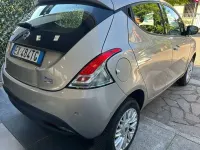Usata Lancia Ypsilon Gold 80 CV (58 kW) 2014 Beige Utilitaria
