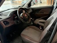 Usata Fiat Doblò Trekking 120 CV (88 kW) 2018 Marrone Monovolume