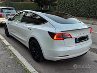 Usata Tesla Model 3 Long Range AWD 366 kW (498 CV) 2021 Bianco Berlina