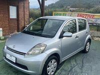 Usata Daihatsu Sirion 69 CV (50 kW) 2008 Grigio Utilitaria