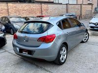 Usata Opel Astra Cosmo 101 CV (74 kW) 2010 Grigio Berlina